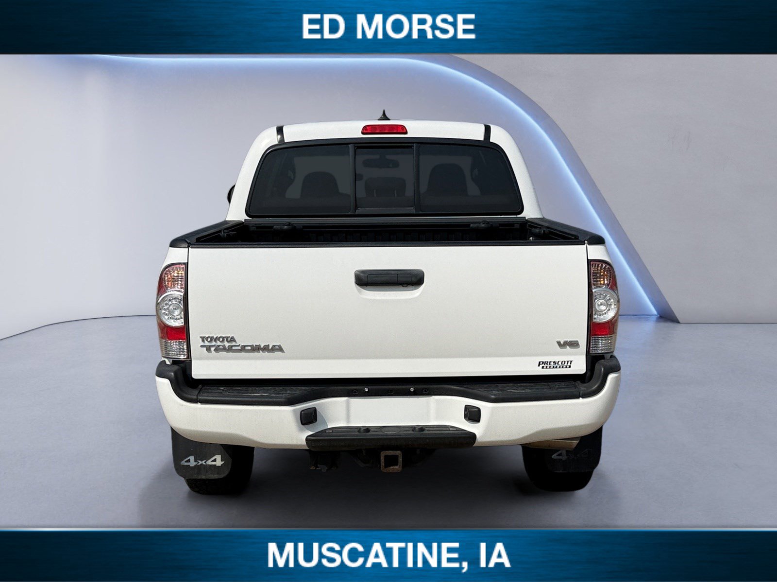 Used 2014 Toyota Tacoma 4x4 Double Cab w/ TRD Sport Package image 4