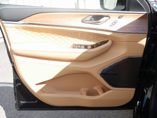 New 2025 Jeep Grand Cherokee Summit w/ Adv Protech Group IV image 17