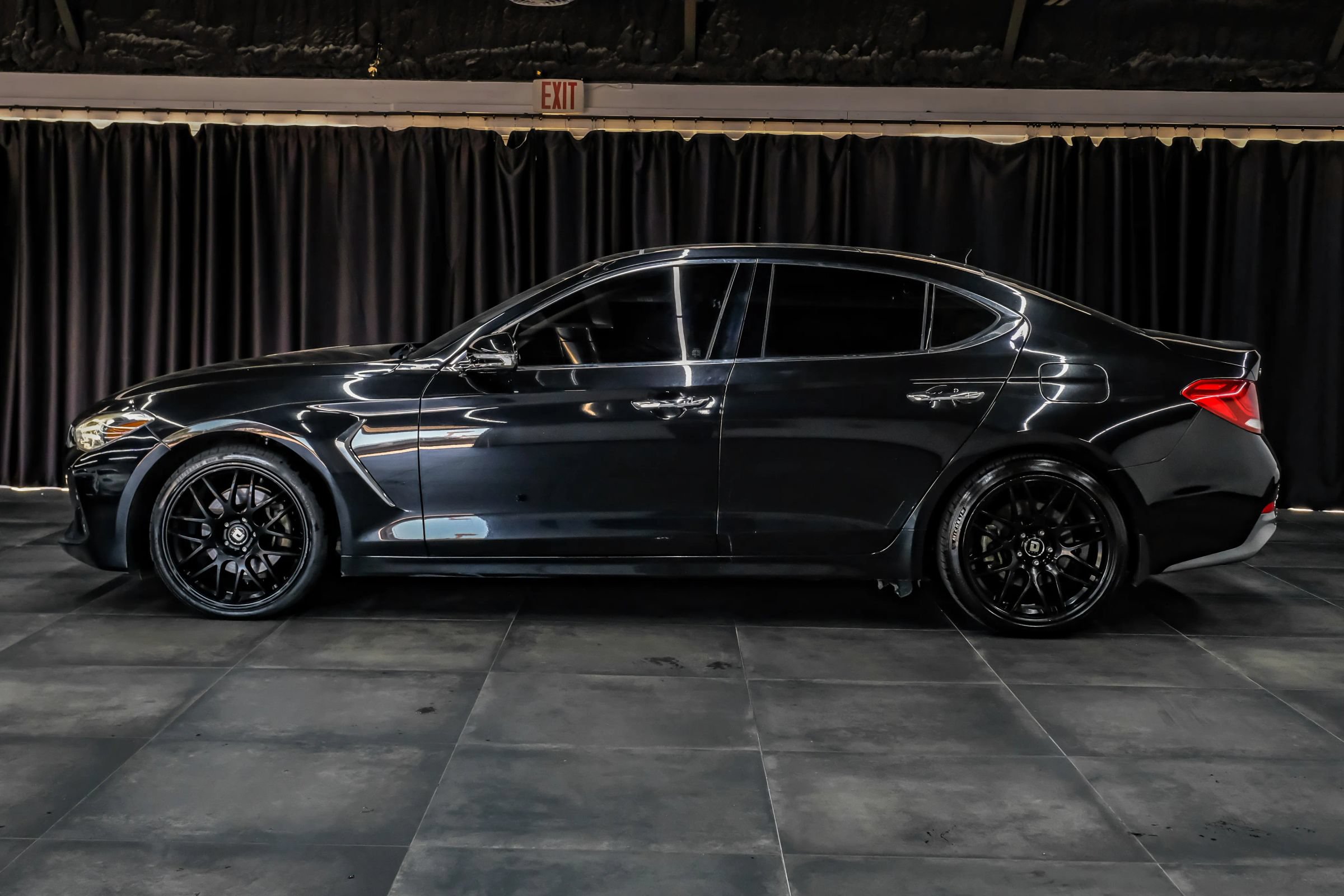Used 2019 Genesis G70 2.0T Advanced w/ Dynamic Package AWD/4WD image 11
