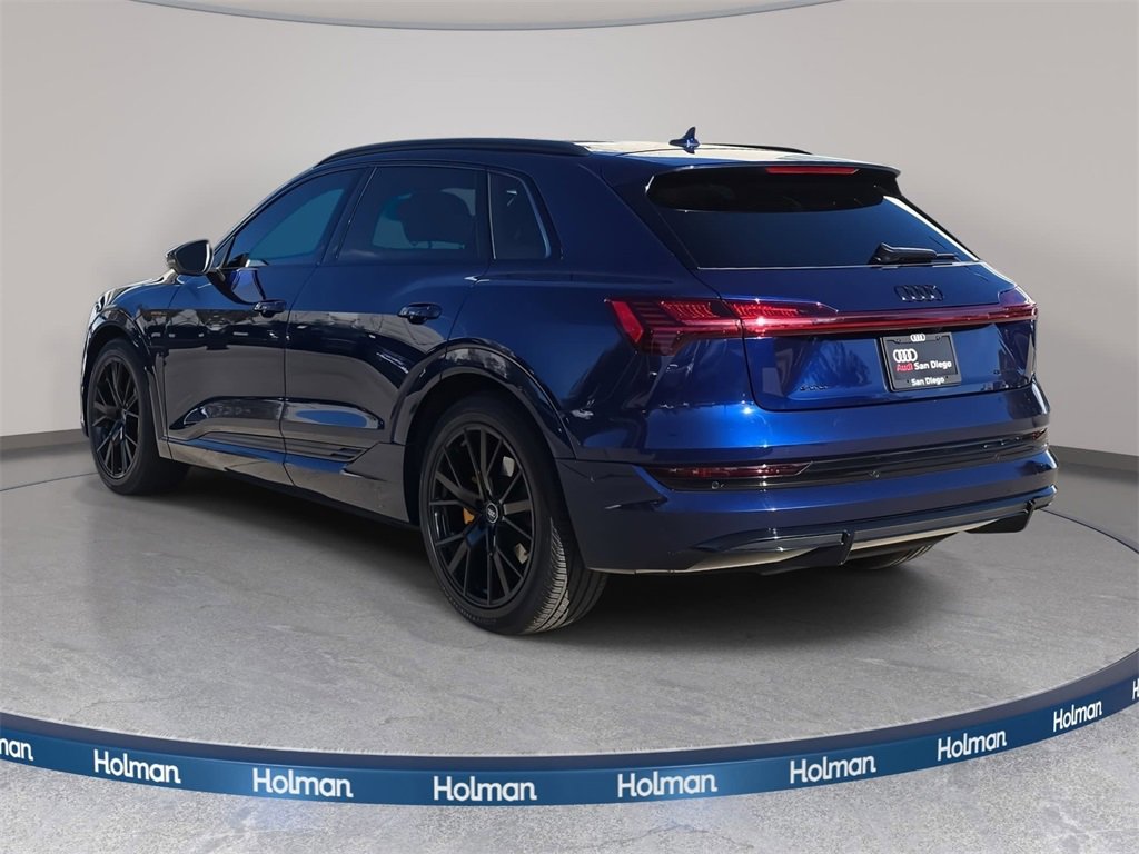 Certified 2022 Audi e-tron Chronos image 7