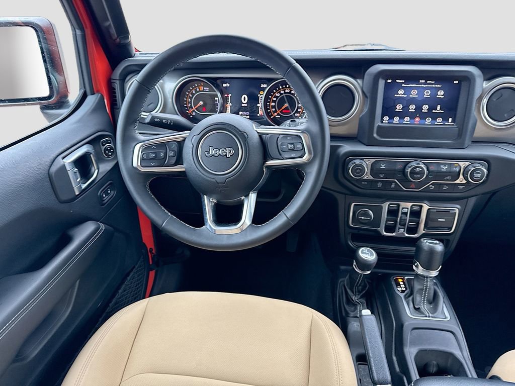 Used 2018 Jeep Wrangler Unlimited Sahara w/ Safety Group AWD/4WD image 28