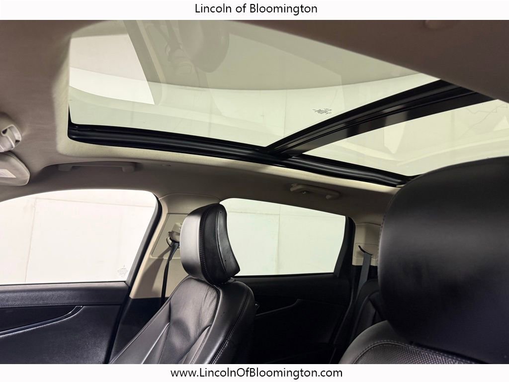 Certified 2022 Lincoln Nautilus Reserve w/ Equipment Group 201A image 23