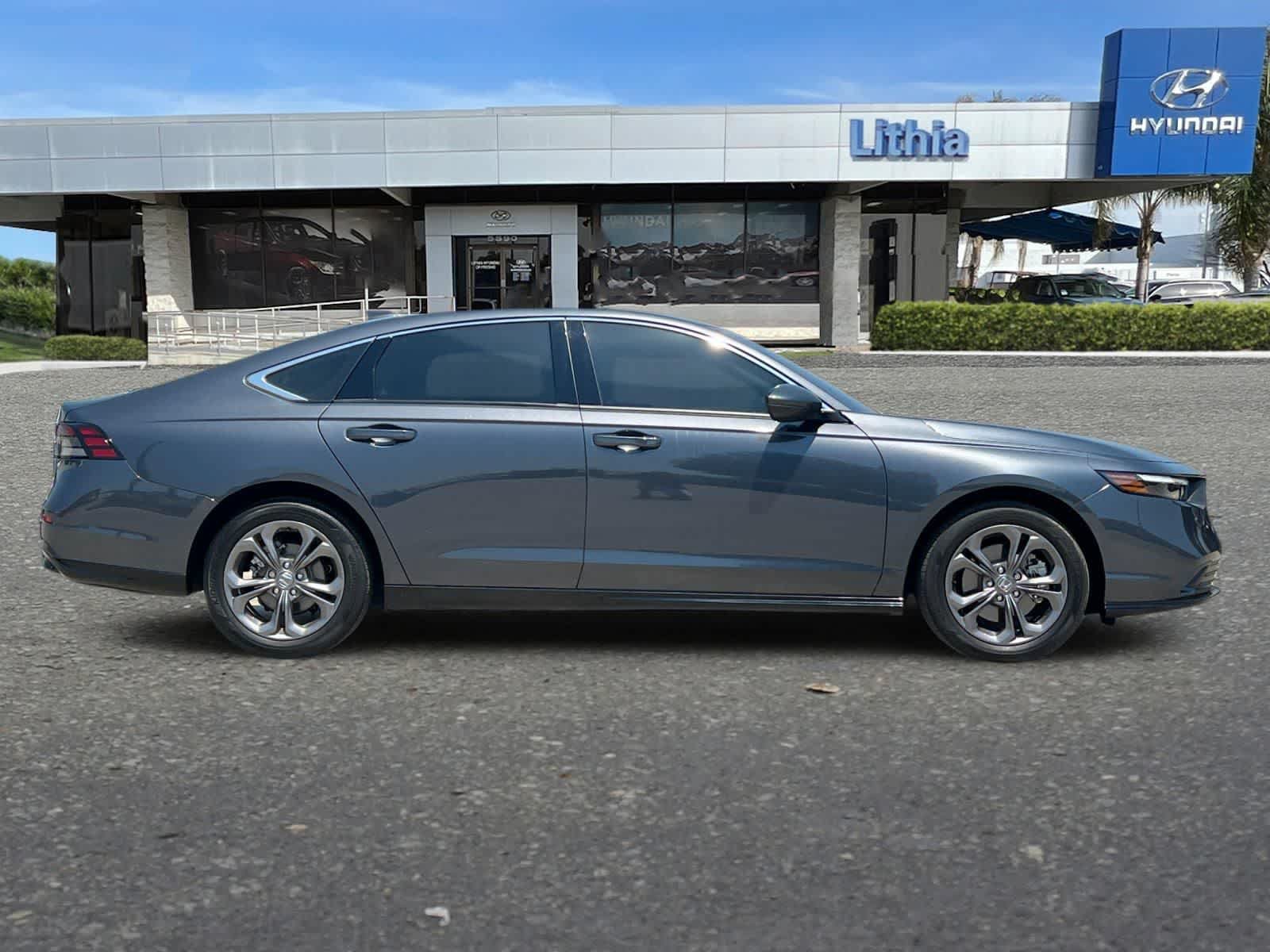 Used 2024 Honda Accord EX-L image 9