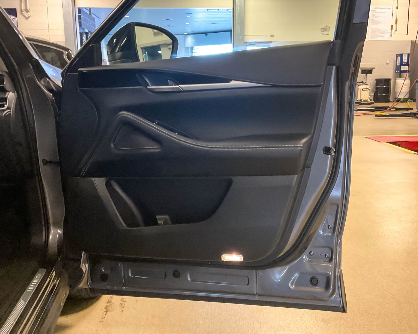 Certified 2025 INFINITI QX60 Pure image 16