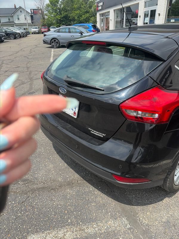 Used 2016 Ford Focus Titanium w/ Titanium Cold Weather Package FWD image 12