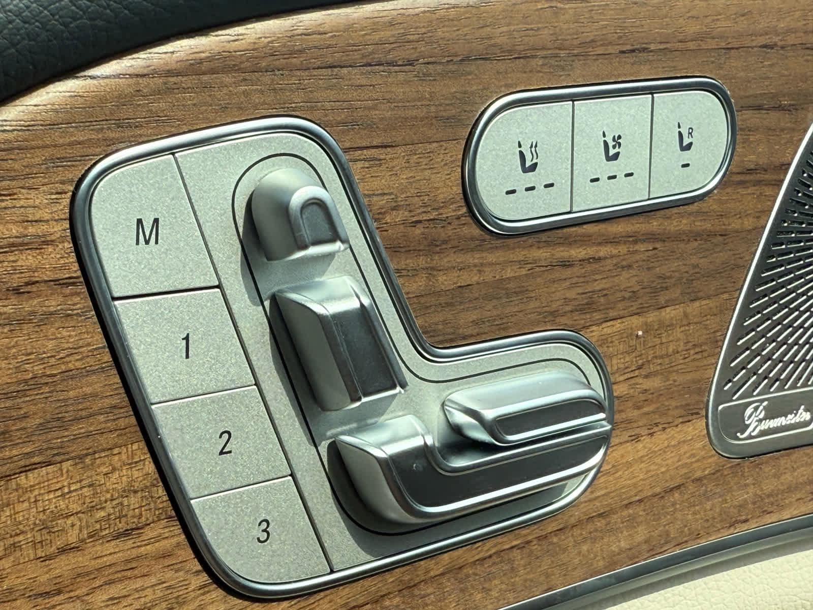 New 2026 Mercedes-Benz GLS 580 4MATIC image 25