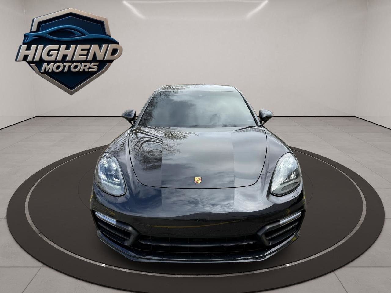 Used 2018 Porsche Panamera 4S image 11