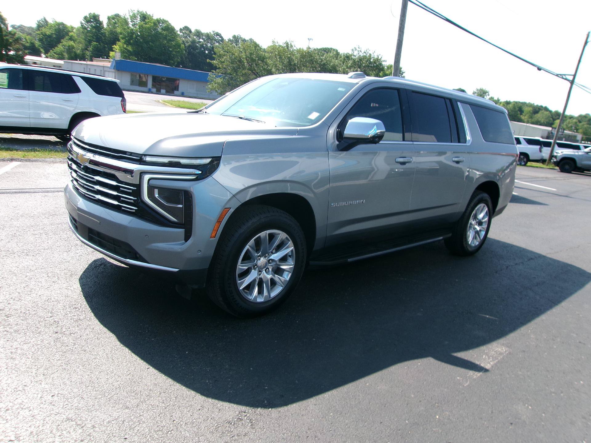 Certified 2025 Chevrolet Suburban Premier AWD/4WD image 7