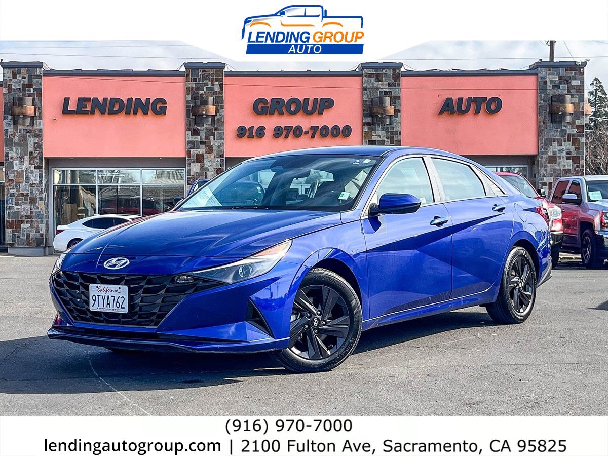 Used 2022 Hyundai Elantra SEL image 1