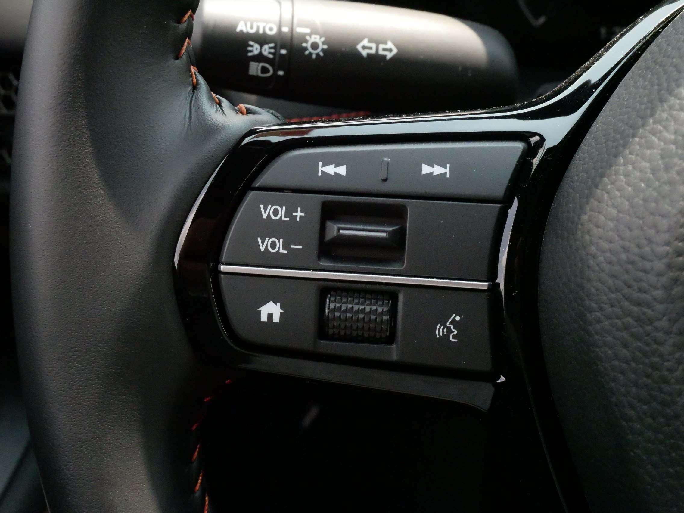 Certified 2027 Honda HR-V Sport image 27