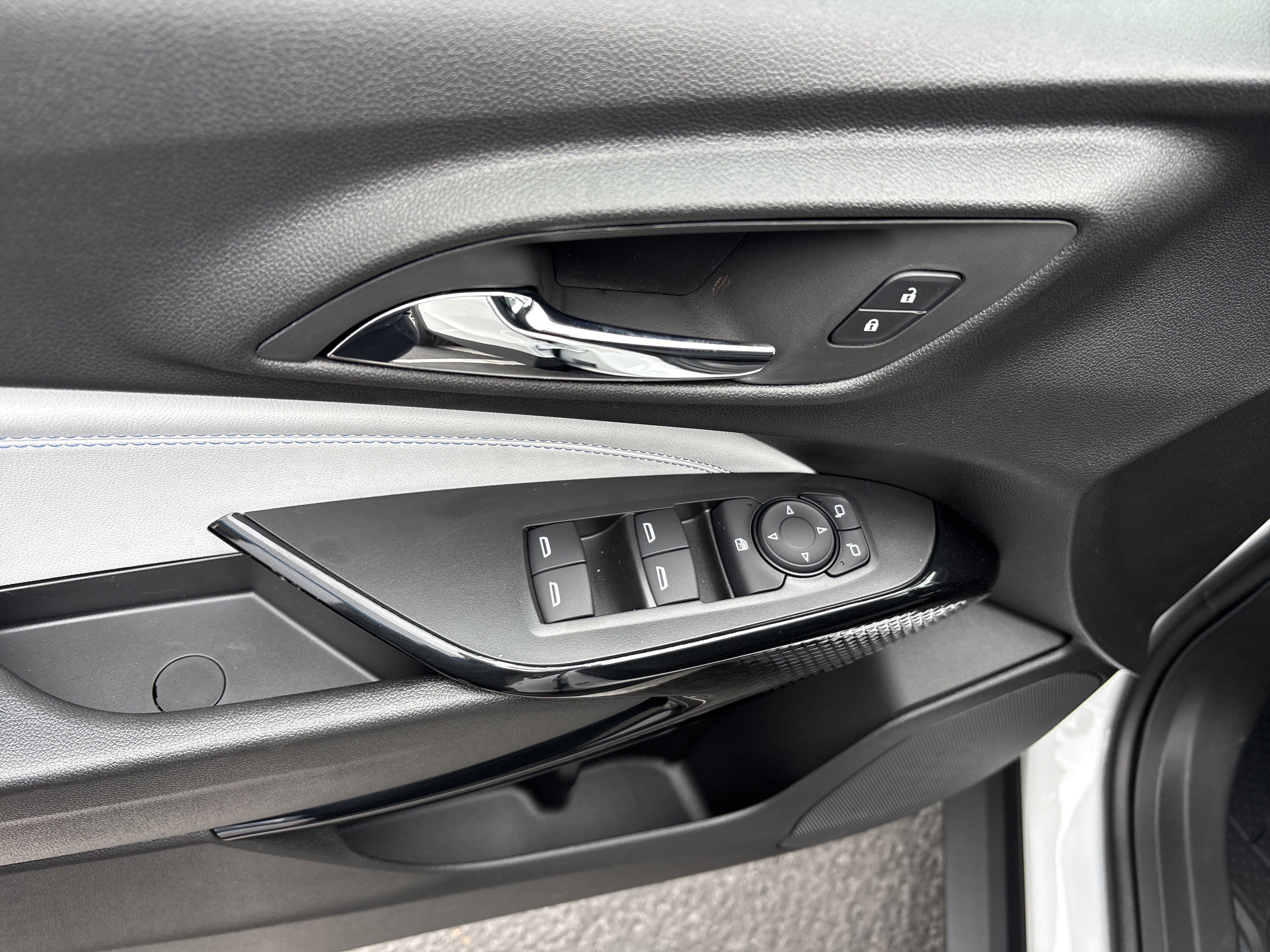 New 2026 Chevrolet Trax LT w/ Driver Confidence Package FWD image 12