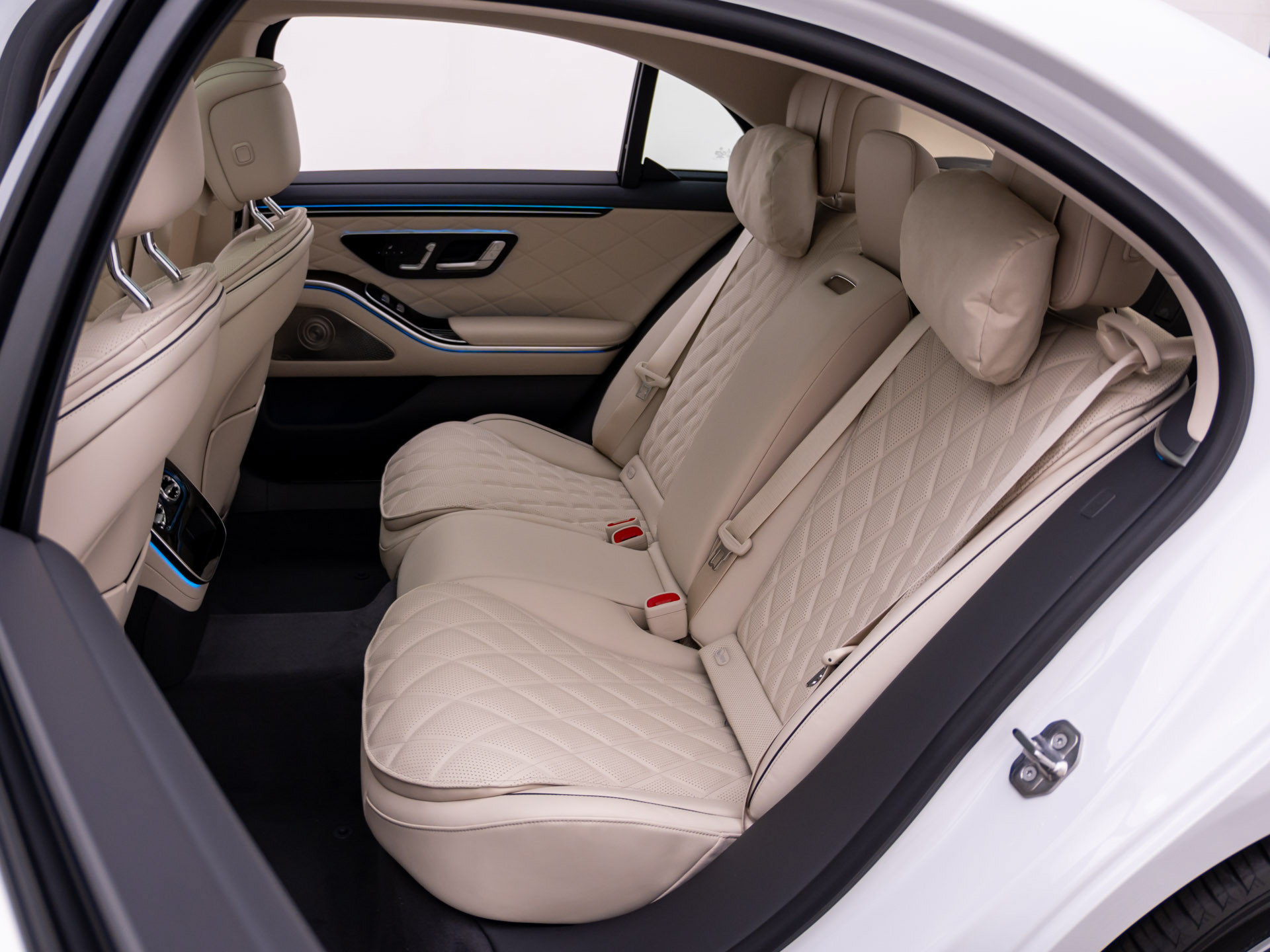 New 2027 Mercedes-Benz S 580 4MATIC Sedan image 19
