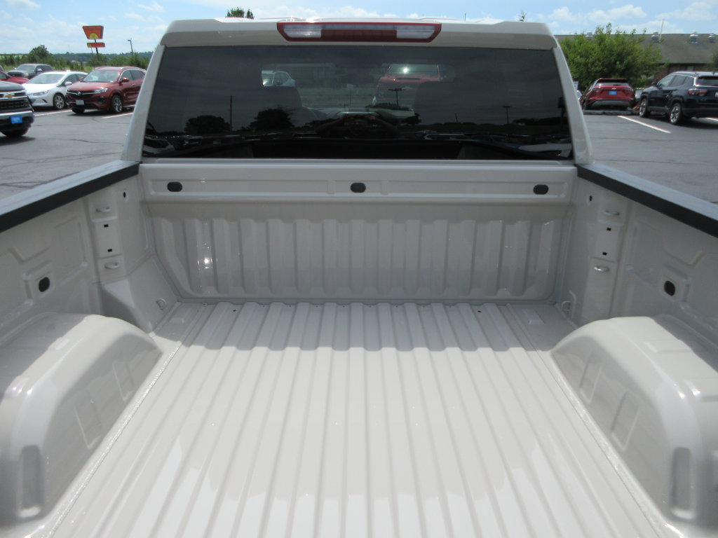 New 2026 Chevrolet Silverado 1500 Custom Trail Boss w/ LPO, Dark Essentials Package AWD/4WD image 14