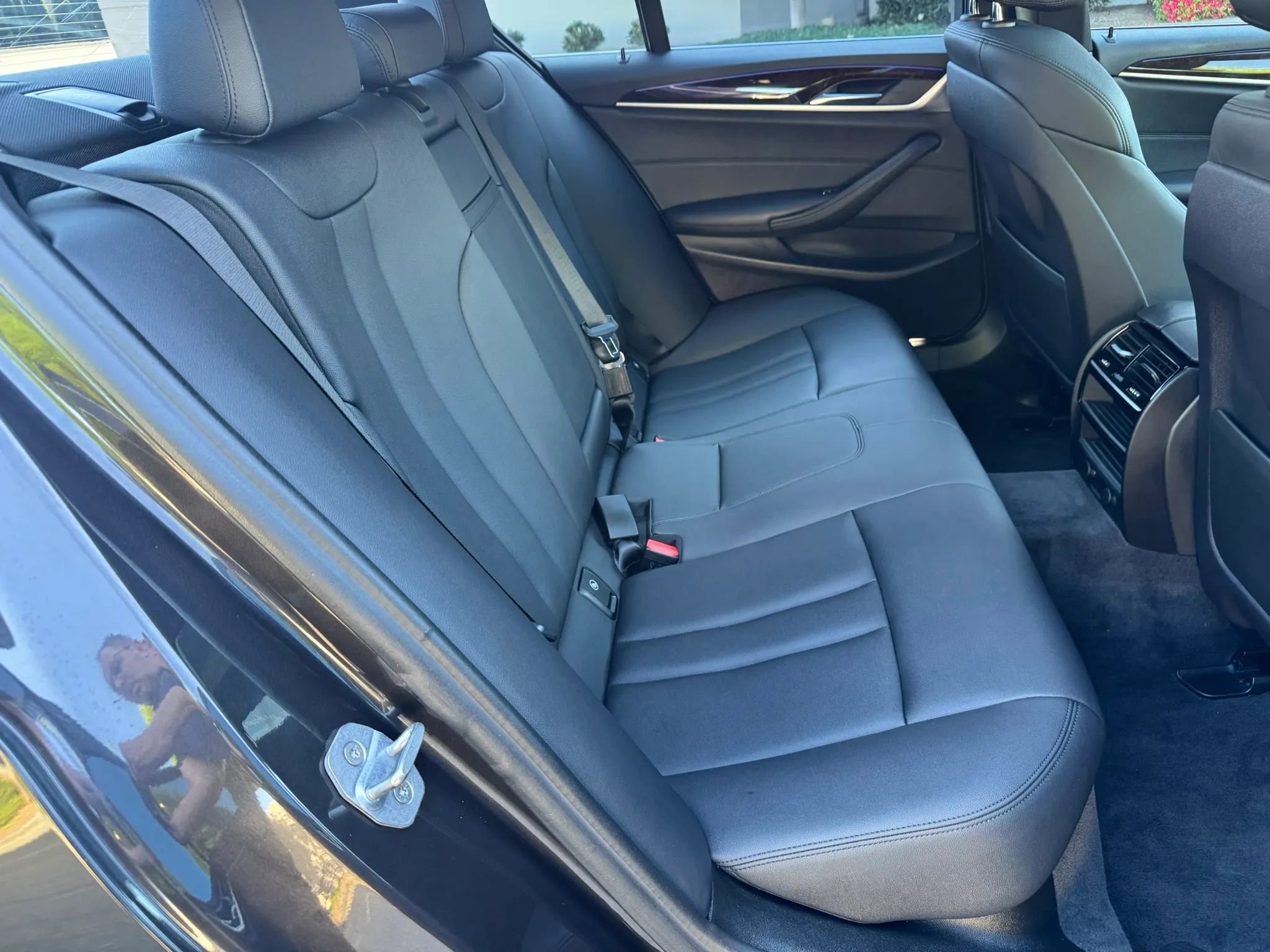 Used 2019 BMW 530e xDrive AWD/4WD image 24