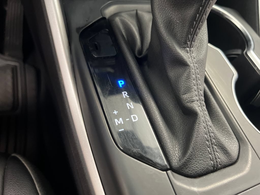 Used 2025 Toyota Highlander XLE FWD image 54