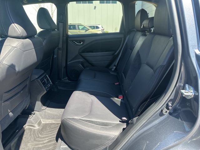 Used 2025 Subaru Forester Touring AWD/4WD image 31