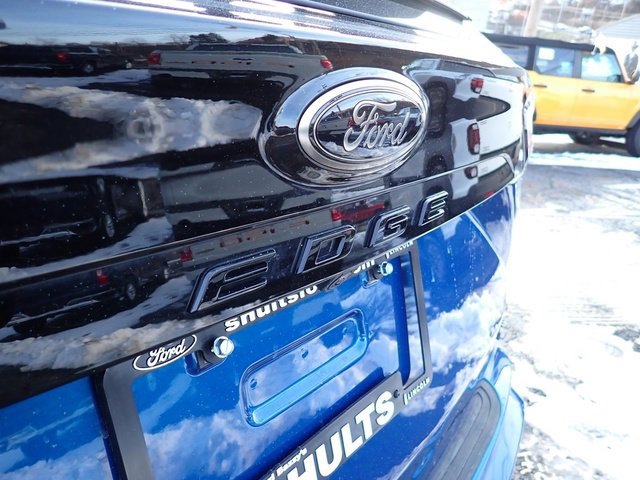 Used 2024 Ford Edge SE w/ Black Appearance Package image 6