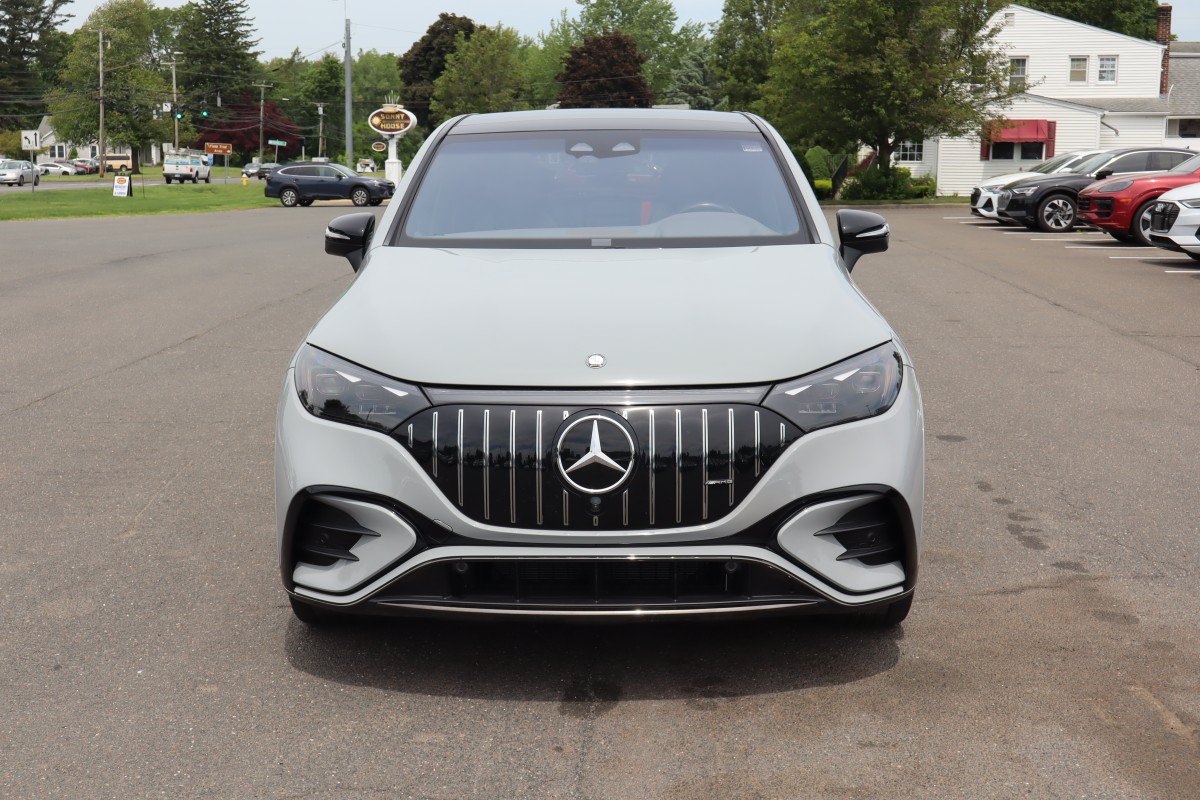 Used 2024 Mercedes-Benz EQE AMG 4MATIC SUV w/ Pinnacle Trim Package image 3