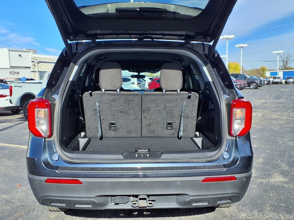 Certified 2023 Ford Explorer XLT w/ Class IV Trailer Tow Package image 5