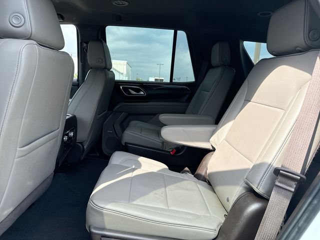 Used 2022 GMC Yukon SLT w/ SLT Luxury Package AWD/4WD image 23