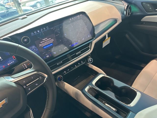 New 2026 Chevrolet Equinox EV LT image 27