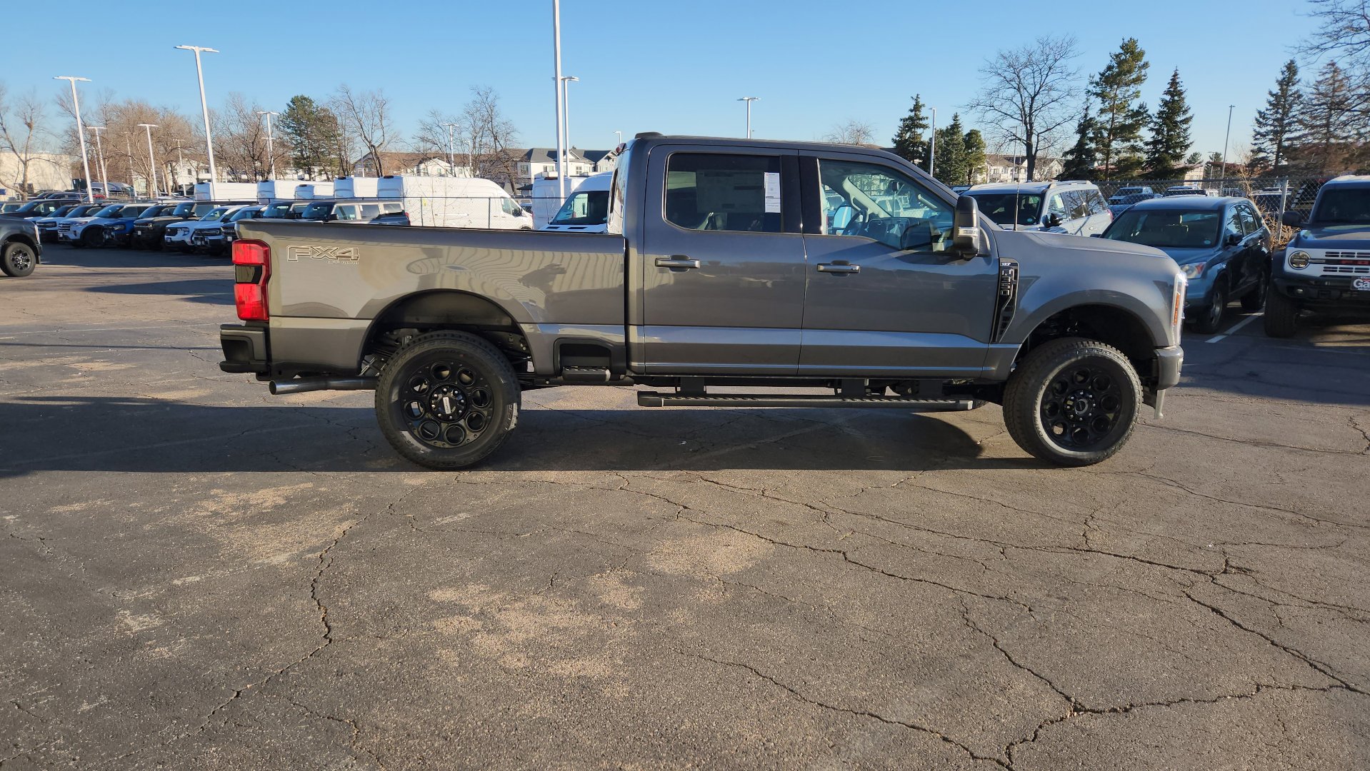 New 2026 Ford F350 XLT w/ XLT Premium Package AWD/4WD image 16
