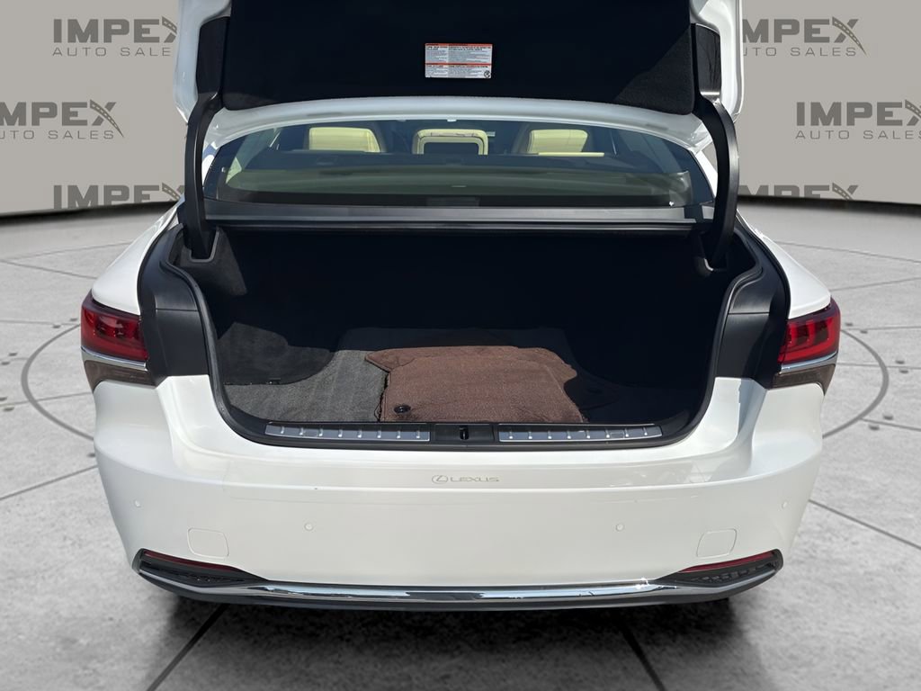 Used 2018 Lexus LS 500h w/ Luxury Package RWD image 30