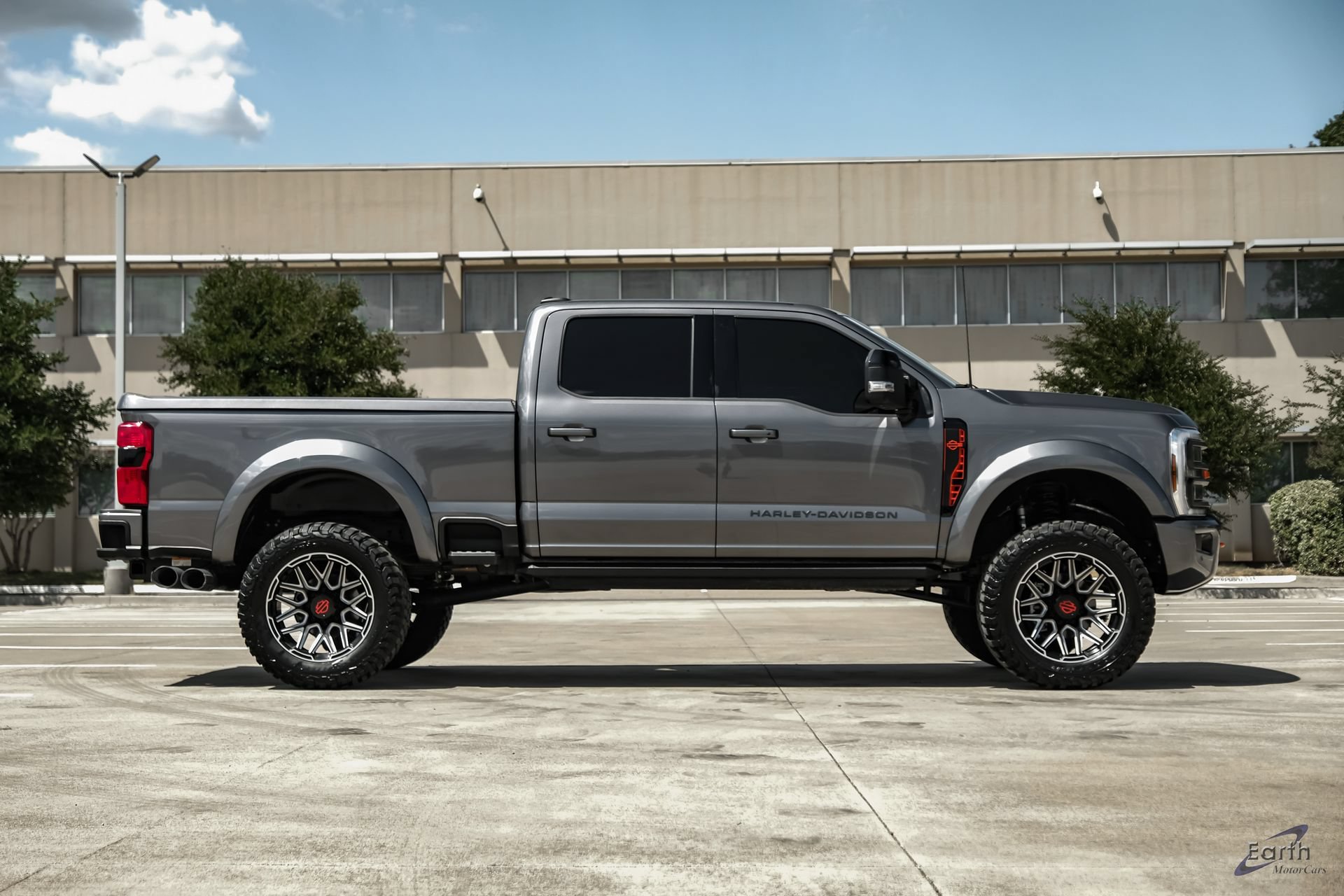Used 2024 Ford F250 Lariat w/ Lariat Ultimate Package AWD/4WD image 21
