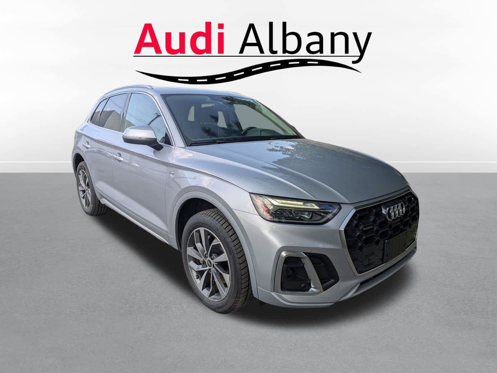 Certified 2023 Audi Q5 2.0T Premium Plus w/ Premium Plus Package AWD/4WD image 5