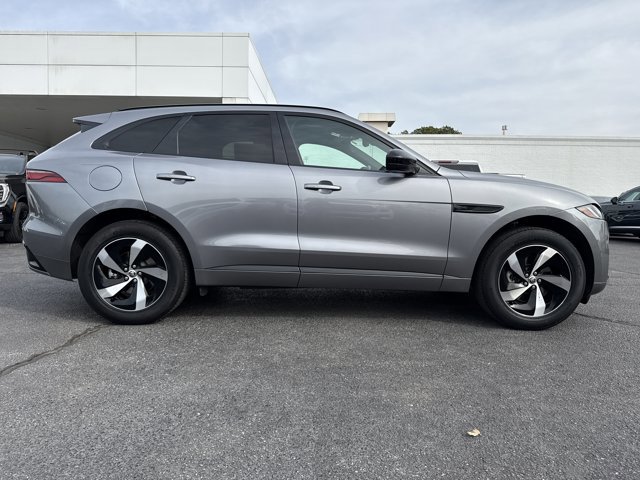 Used 2024 Jaguar F-PACE R-Dynamic S image 2