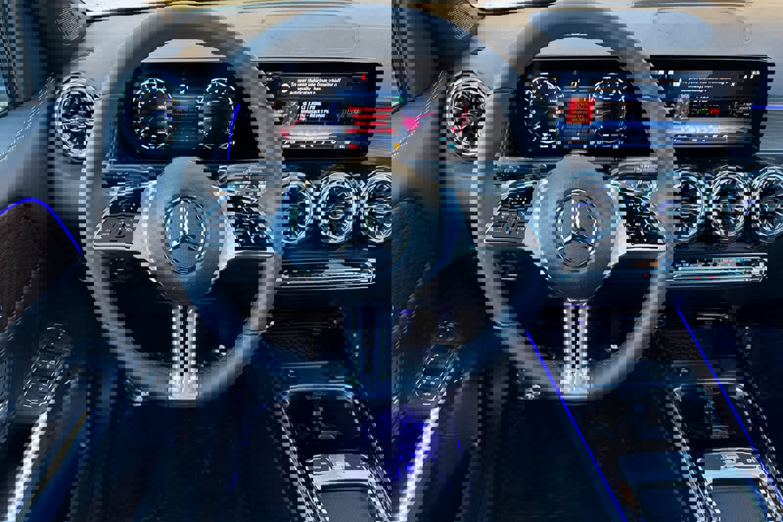 New 2026 Mercedes-Benz GLB 250 image 13