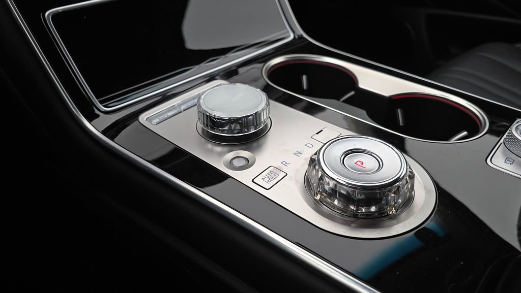 Used 2025 Genesis GV80 2.5T Standard image 35