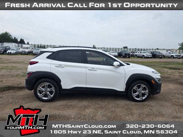 Used 2022 Hyundai Kona SEL w/ Convenience Package