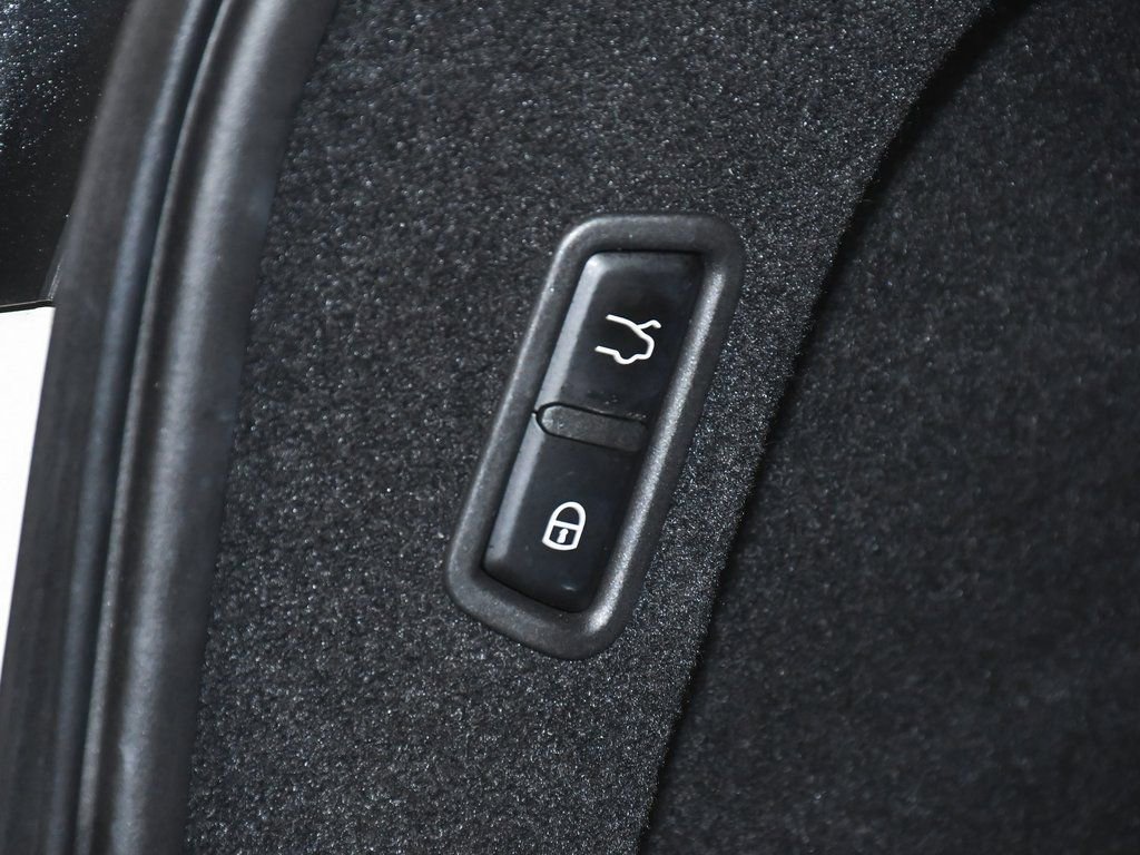 Used 2021 Maserati Levante image 61