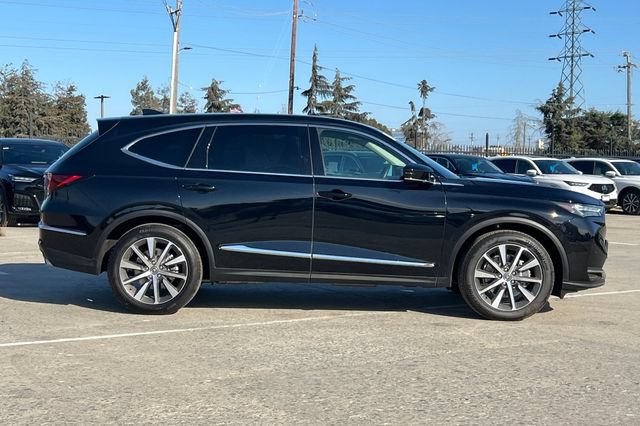 Certified 2026 Acura MDX w/ Technology Package AWD/4WD image 3