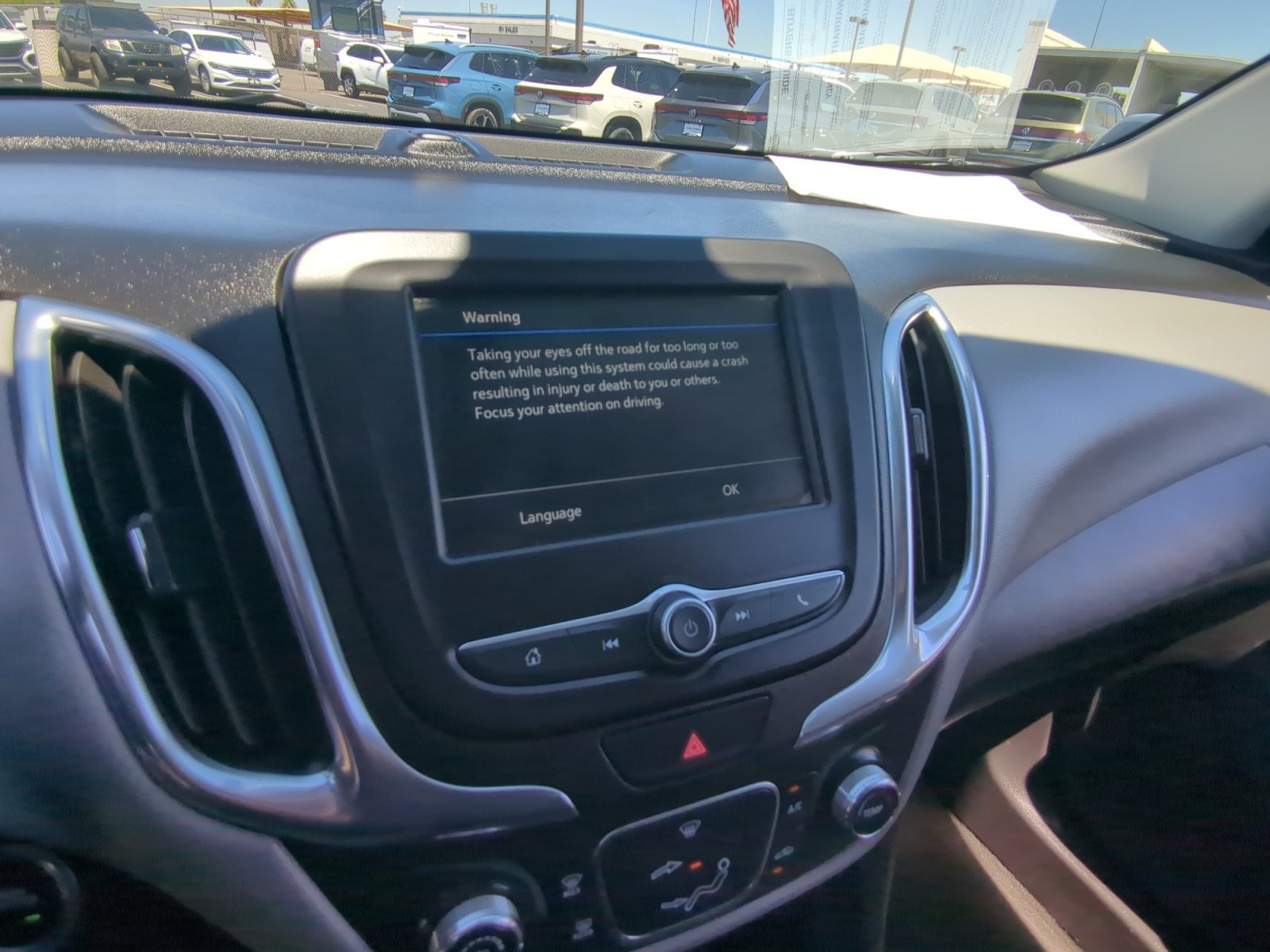 Used 2019 Chevrolet Equinox LS FWD image 12