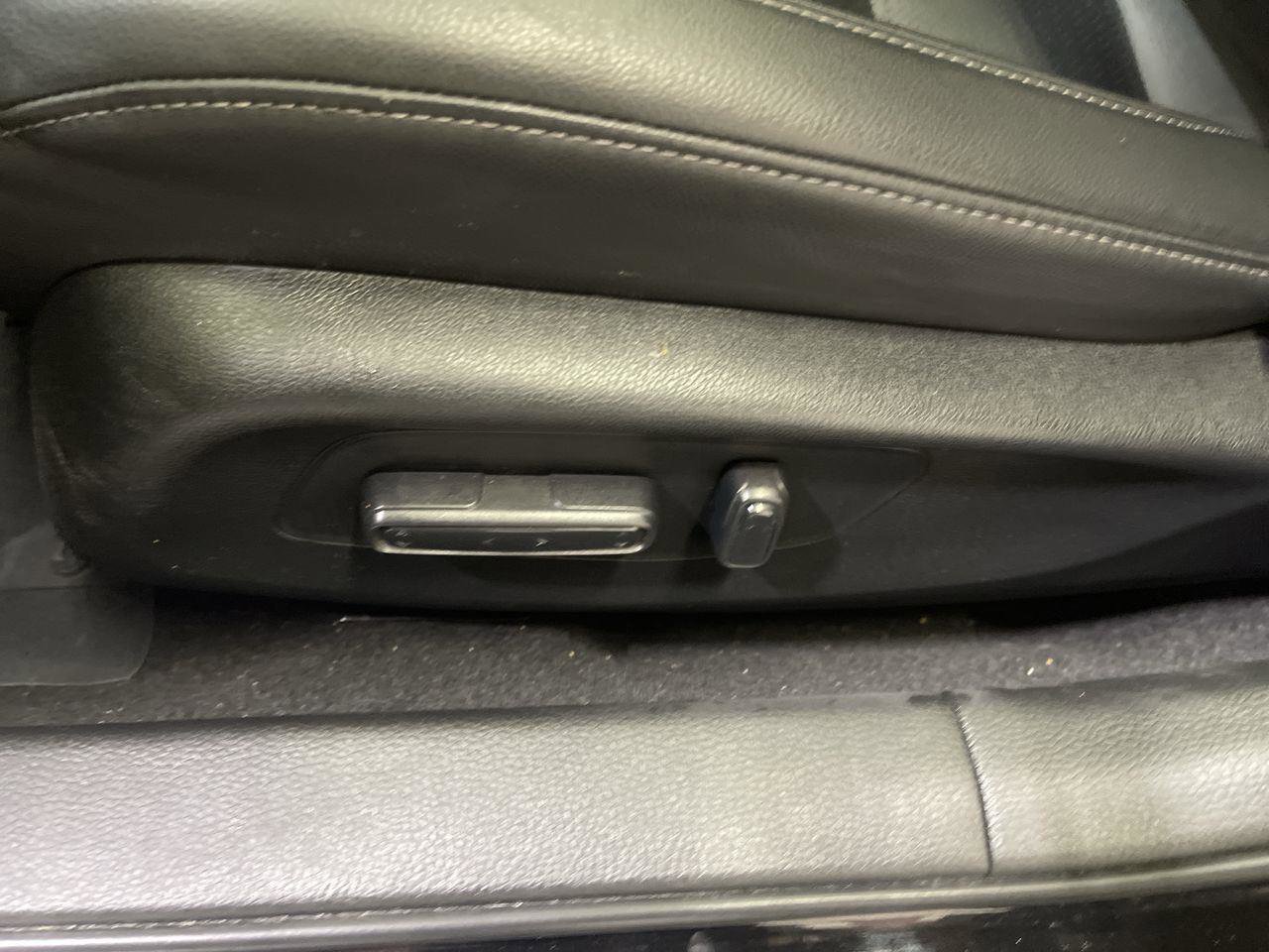 Used 2023 Honda Civic Touring image 12