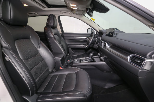 Used 2025 MAZDA CX-5 AWD 2.5 S w/ Preferred Package image 17