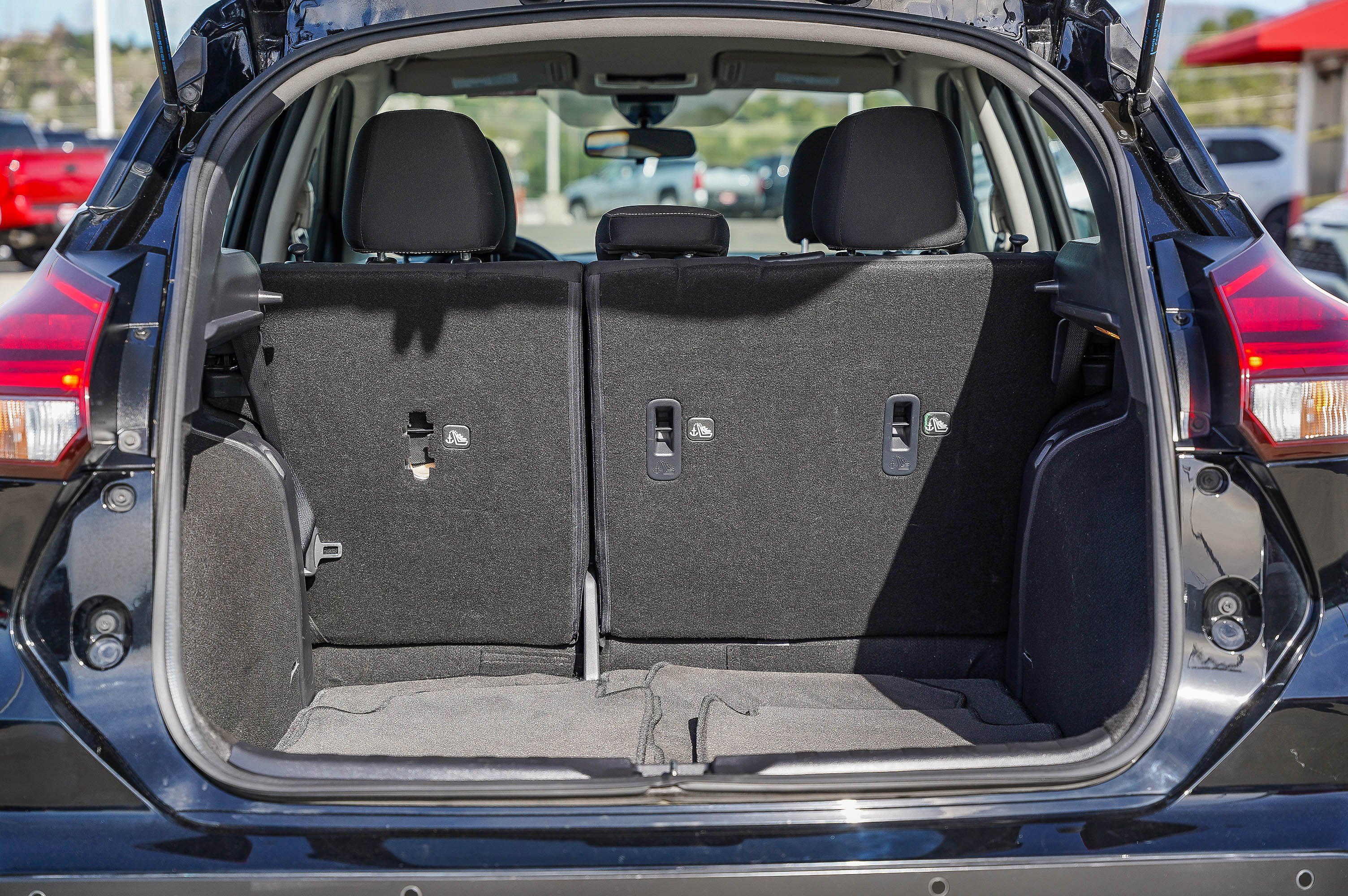 Used 2021 Nissan Kicks S image 26