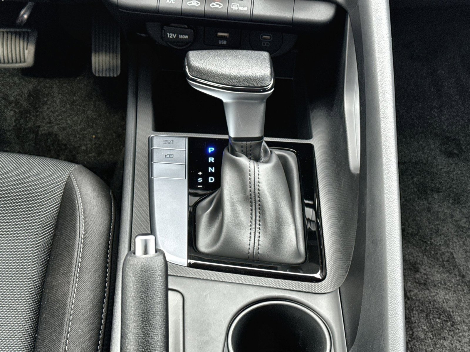 New 2026 Hyundai Elantra SE image 21