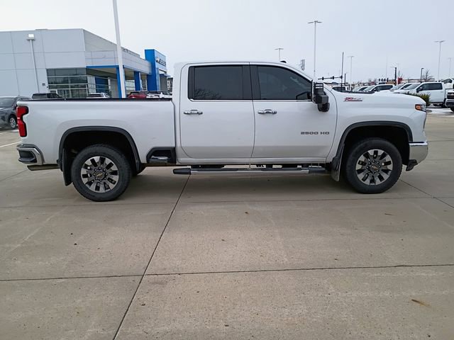 Used 2024 Chevrolet Silverado 2500 LTZ w/ LTZ Convenience Package image 16