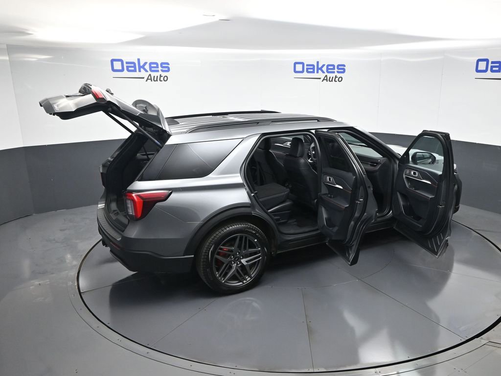 Used 2025 Ford Explorer ST-Line w/ ST-Line Street Pack image 63