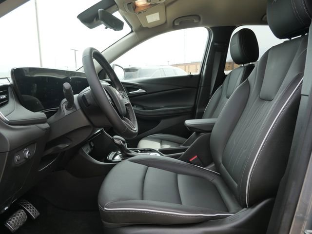 Used 2024 Buick Encore GX Avenir w/ Avenir Technology Package AWD/4WD image 11