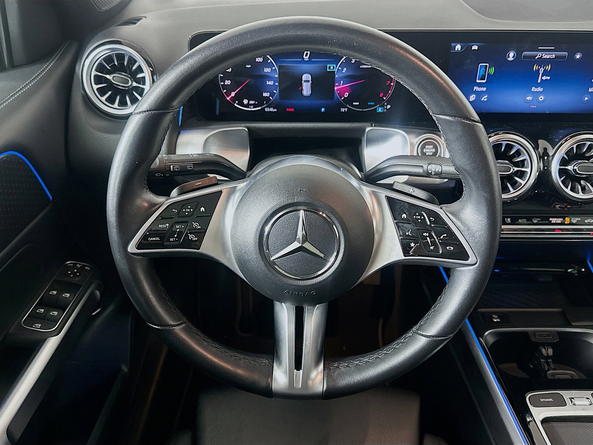 Used 2025 Mercedes-Benz GLB 250 4MATIC image 18