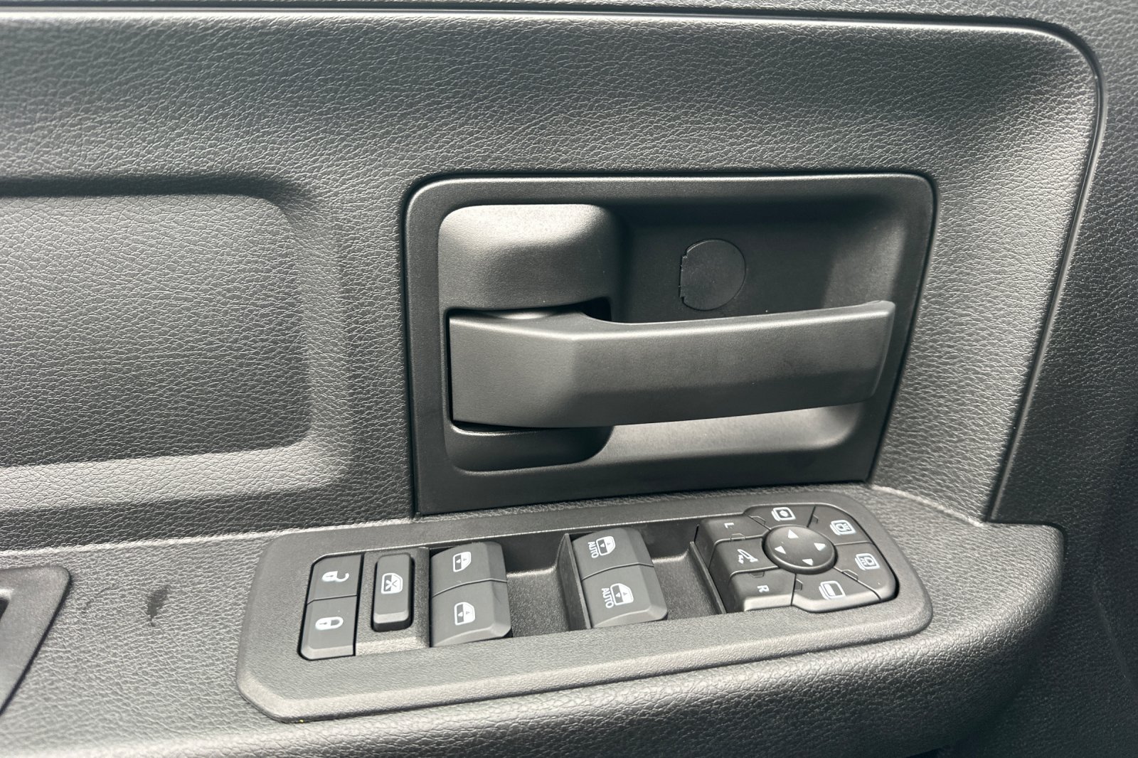 New 2026 RAM 2500 Tradesman AWD/4WD image 11