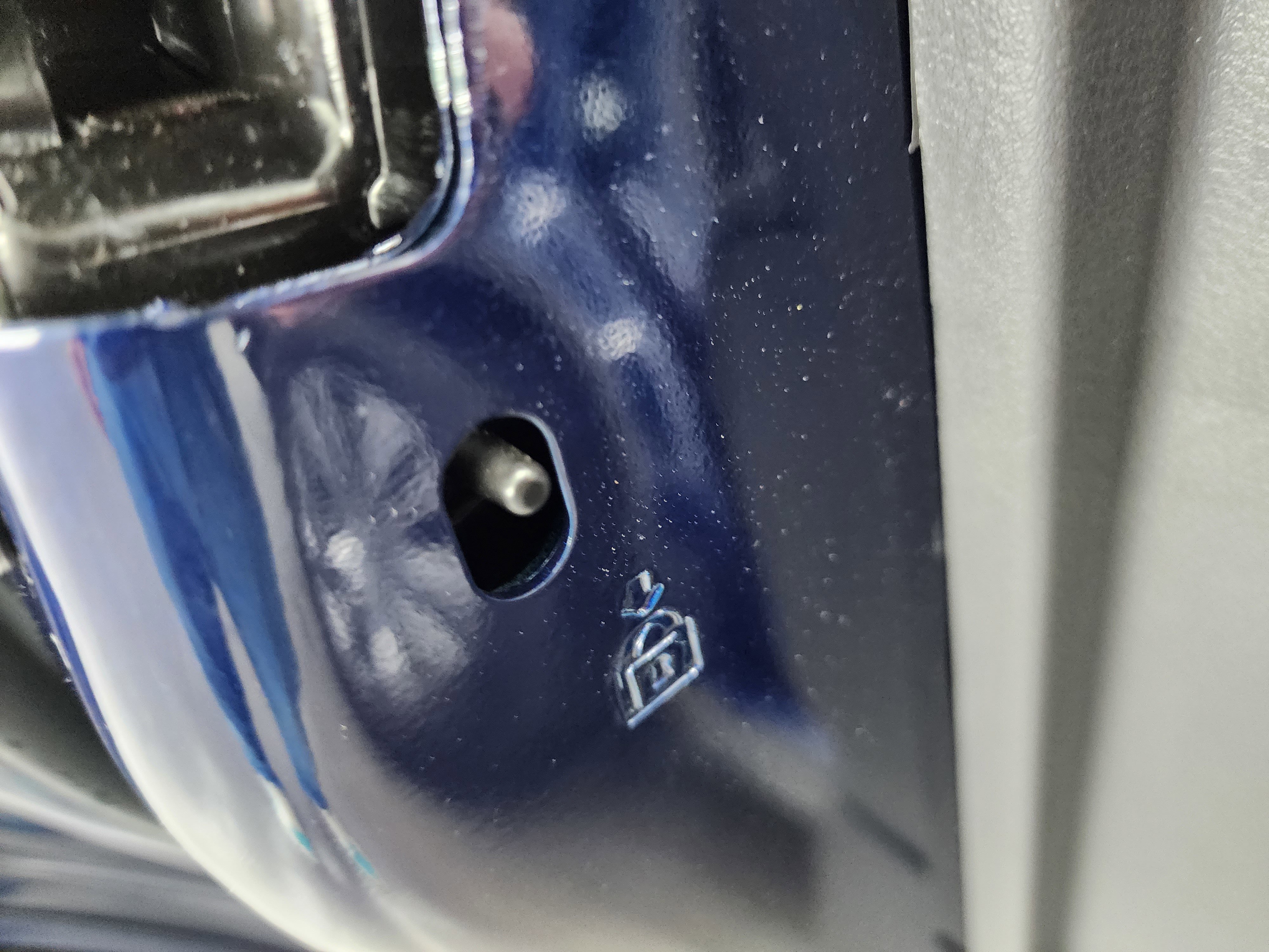 Used 2025 Nissan Pathfinder SV image 35