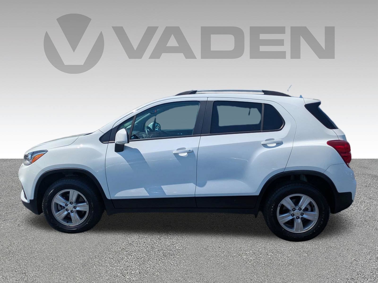 Used 2022 Chevrolet Trax LT AWD/4WD image 27