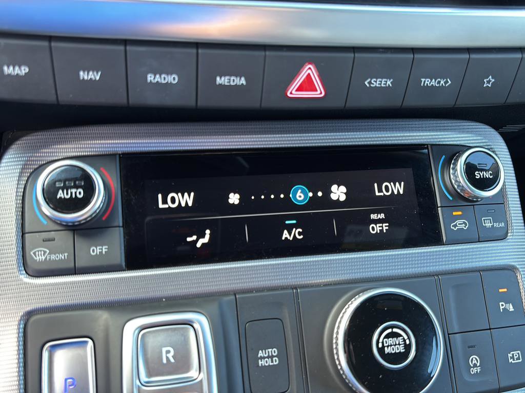 Used 2023 Hyundai Palisade Calligraphy w/ Cargo Package image 33