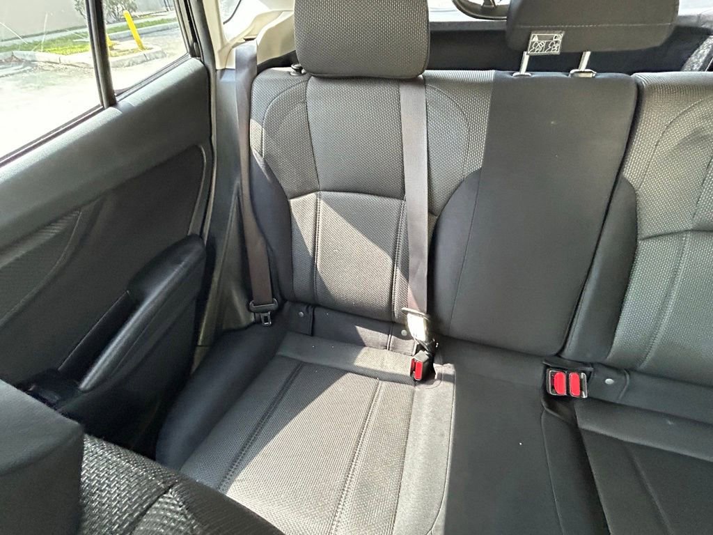 Used 2019 Subaru Crosstrek 2.0i AWD/4WD image 12