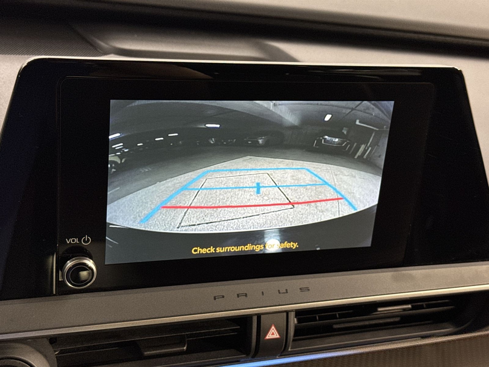 Used 2024 Toyota Prius XLE AWD/4WD image 31